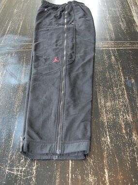 Jordan Men’s Black Basketball Sweatpants with Red Jumpman size M